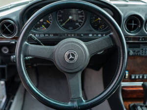 Image 43/68 of Mercedes-Benz 500 SL (1984)