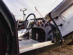 Image 9/21 of Lister Knobbly (2021)