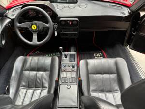 Image 19/22 of Ferrari 328 GTS (1987)