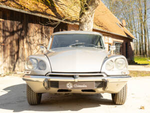 Image 12/53 of Citroën DS 23 Pallas (1972)