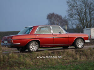 Image 21/22 of Mercedes-Benz 300 SEL 6.3 (1969)