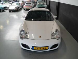 Imagen 32/50 de Porsche 911 Carrera 4 (2002)