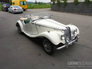 Image 11/70 of MG TF 1500 (1955)