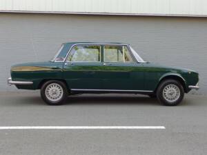 Image 5/99 of Alfa Romeo 1750 Berlina (1970)