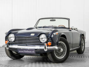 Image 3/50 de Triumph TR 250 (1968)