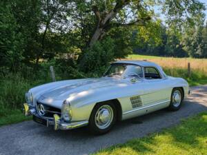 Afbeelding 7/38 van Mercedes-Benz 300 SL Roadster (1962)