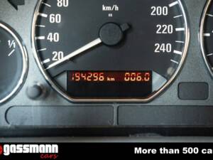 Immagine 11/15 di BMW 320i (2000)