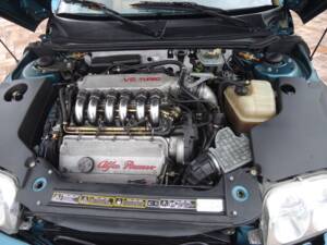 Afbeelding 23/27 van Alfa Romeo GTV 2.0 V6 Turbo (1998)