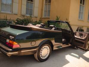Bild 28/45 von Saab 900 S (1992)