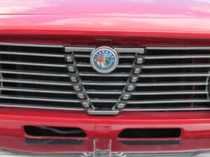 Image 12/100 of Alfa Romeo Giulia 1600 GT Junior (1976)