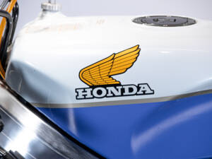 Image 8/43 of Honda DUMMY (1988)