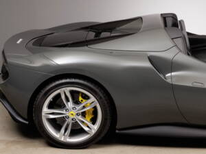 Image 11/42 de Ferrari 296 GTS (2024)