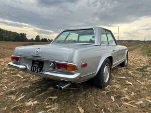 Imagen 3/9 de Mercedes-Benz 280 SE (1969)