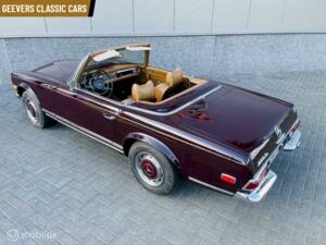 Imagen 7/9 de Mercedes-Benz 280 SL (1969)