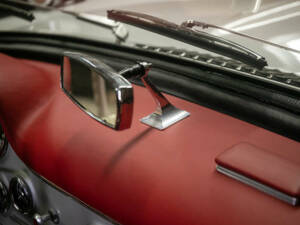 Image 38/45 of Mercedes-Benz 300 SL &quot;Gullwing&quot; (1963)