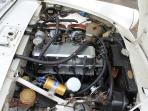 Image 17/23 of Sunbeam Alpine Mk V (1966)