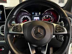 Image 8/30 of Mercedes-Benz GLC 250 4MATIC (2017)