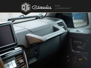 Bild 24/44 von Mercedes-Benz G 65 AMG (2013)