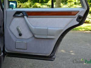 Bild 18/44 von Mercedes-Benz E 280 T (1994)