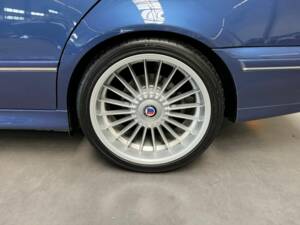 Imagen 7/14 de ALPINA B10 V8 (2001)