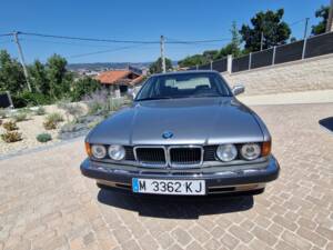 Image 8/40 of BMW 750iL (1989)