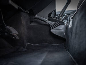 Image 35/66 of Land Rover Defender 90 TD4 (2007)