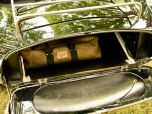 Image 24/50 of Jaguar XK-SS (1967)