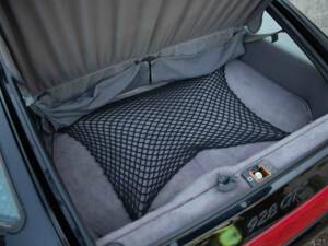 Image 54/63 of Porsche 928 GTS (1994)