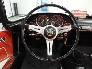 Bild 6/15 von Alfa Romeo 2000 Spider (1959)