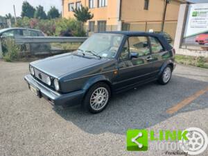 Image 1/10 of Volkswagen Golf Mk I Convertible 1.6 (1990)