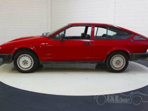 Bild 13/15 von Alfa Romeo GTV 6 2.5 (1981)