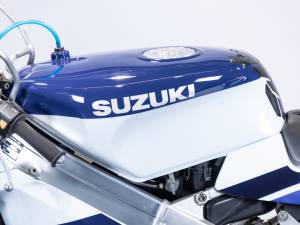 Imagen 11/50 de Suzuki DUMMY (1992)