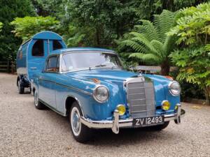 Image 11/100 of Mercedes-Benz 220 SE (1960)