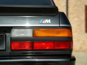 Immagine 39/50 di BMW M 535i (1985)