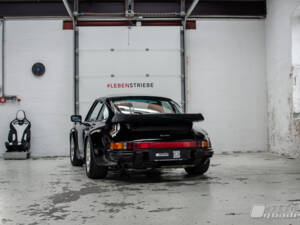 Bild 5/11 von Porsche 911 Turbo 3.3 (1987)