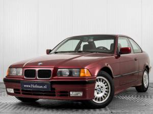 Imagen 3/40 de BMW 325i (1993)