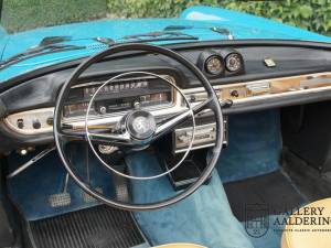 Bild 41/50 von Peugeot 404 Cabriolet (1966)