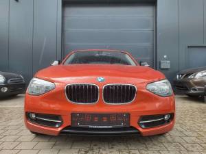 Image 3/15 of BMW 118d (2012)