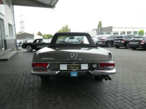 Afbeelding 5/23 van Mercedes-Benz 230 SL (1965)