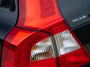 Image 22/50 of Volvo V70 AWD (2009)