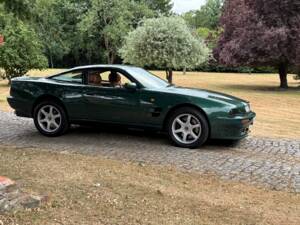 Image 6/30 of Aston Martin V8 Coupé (1996)