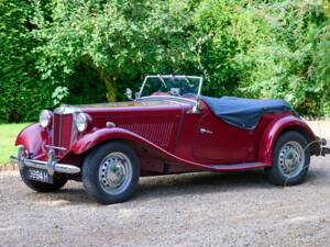 Image 1/50 of MG TD (1953)