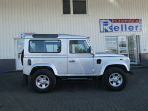 Immagine 7/20 di Land Rover Defender 90 TD4 (2008)