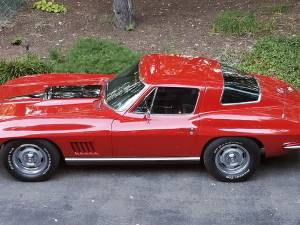 Immagine 8/31 di Chevrolet Corvette Sting Ray (1967)