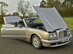 Image 19/50 of Bentley Azure (1999)