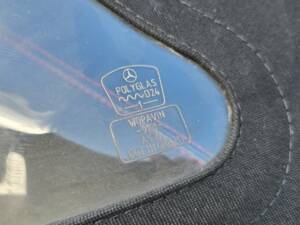Image 54/61 of Mercedes-Benz SL 320 &quot;Mille Miglia&quot; (1995)