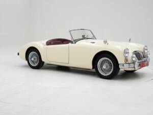 Image 3/15 de MG MGA 1600 (1962)