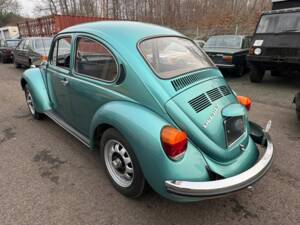 Image 2/60 of Volkswagen Beetle 1303 (1973)