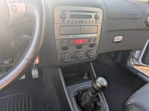 Bild 44/111 von Alfa Romeo 147 3.2 GTA (2002)