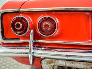 Image 37/50 of Chevrolet Corvair Monza Convertible (1966)